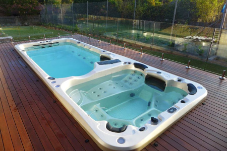 Плавательный спа бассейн Vortex Spas Hydrozone Exterme Плавательный спа бассейн Vortex Spas Hydrozone Exterme