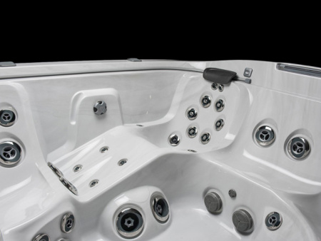 Спа бассейн Jacuzzi J-585